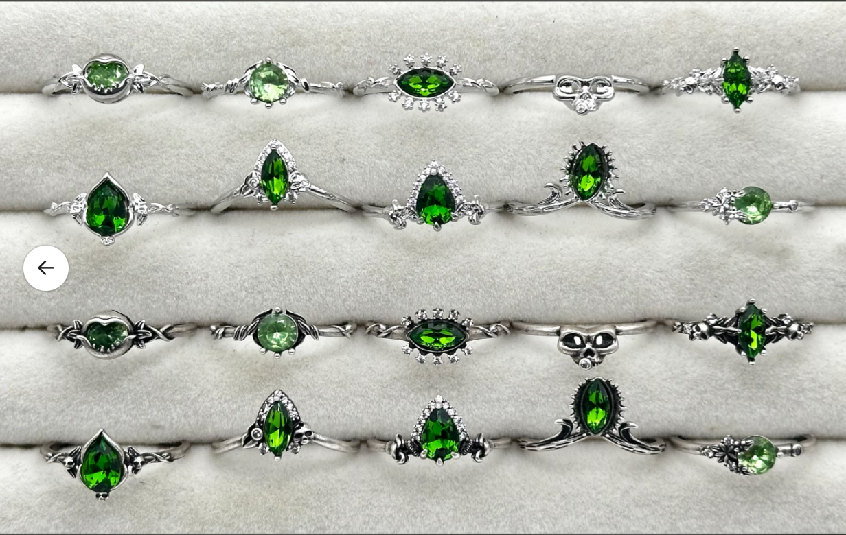 Little Shop of Horrors - Candle and Bath Bomb Set - Subscription Box